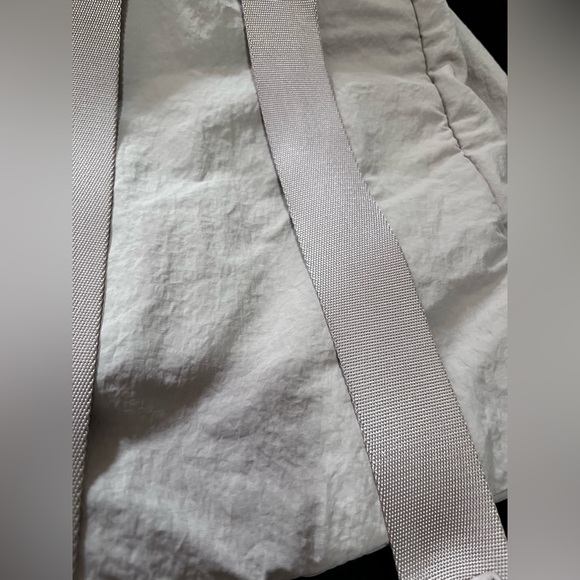 Lululemon City Adventurer Backpack *Mini 12L
Muse - Picture 11 of 12